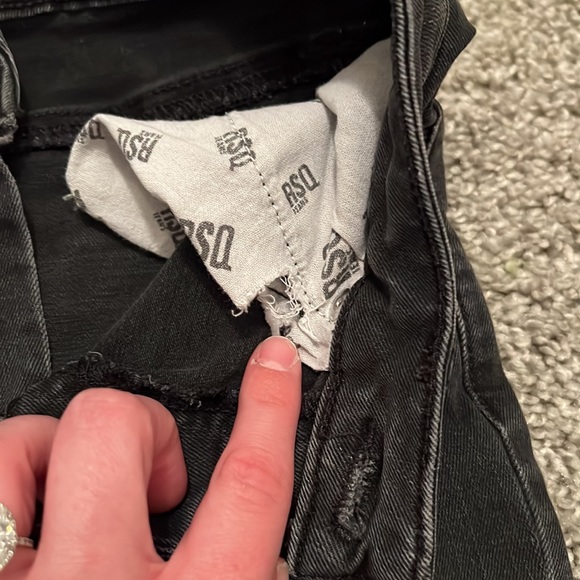 Jeans - Picture 8 of 9